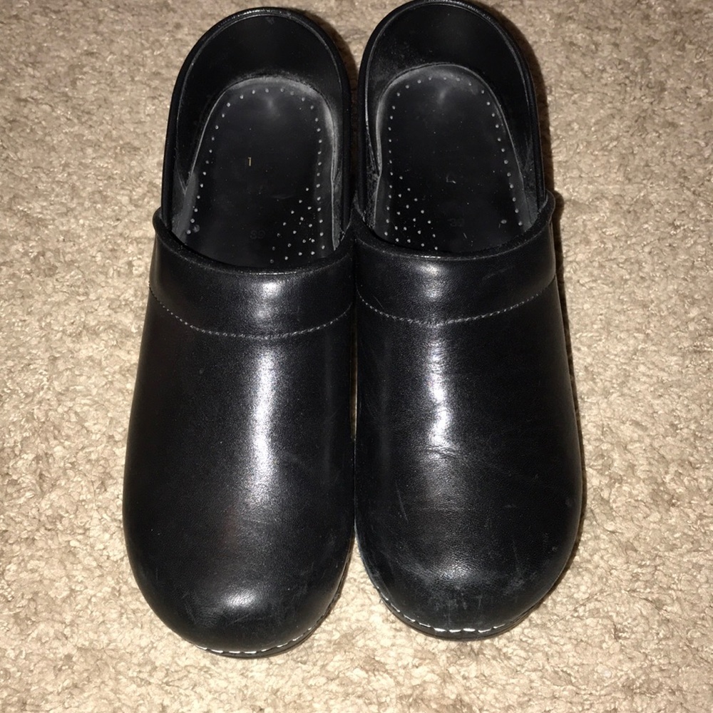 Sanita clogs
